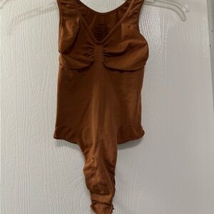 SKIMS Seamless Sculpt Scoop Neck Thong Bodysuit